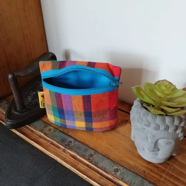 Petite trousse/porte monnaie avec soufflet "madras"
