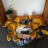 Tapis sac "pieds au sec et maillot de bain mouillé" fleuri